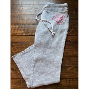 3/$25 • American Eagle Sweatpants